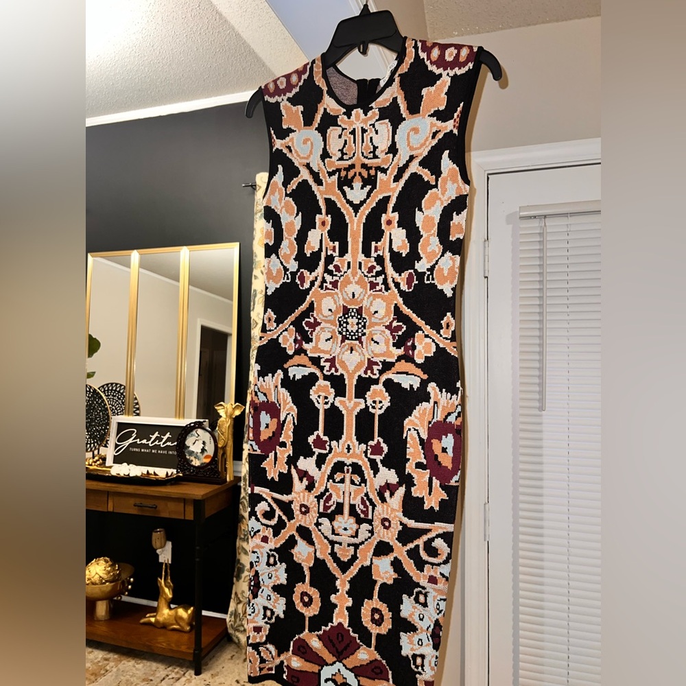 Women’s stretchy bodycon dress!